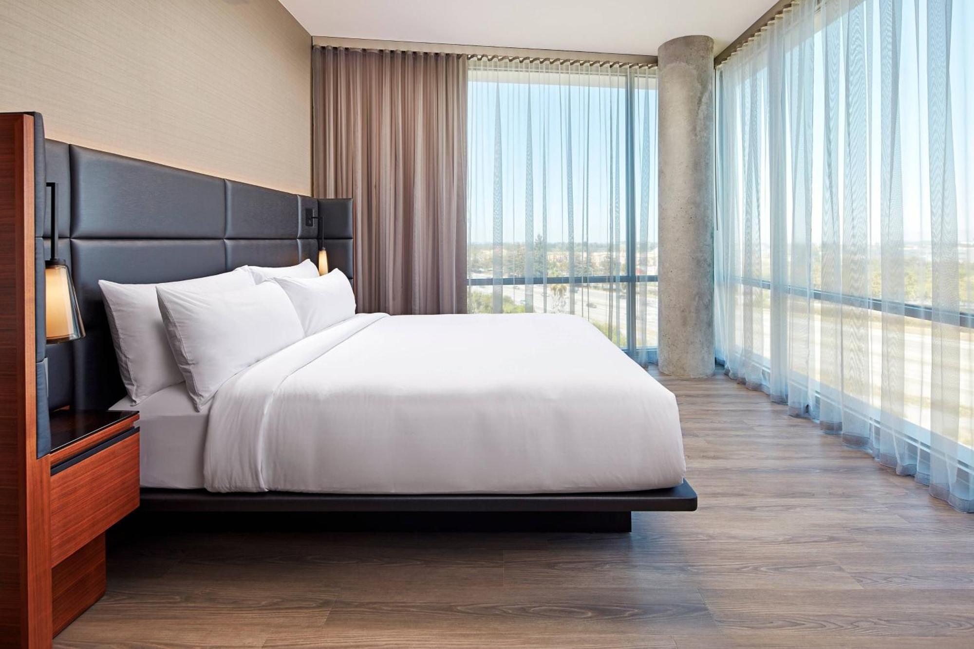 Ac Hotel By Marriott San Jose Santa Clara Exterior photo